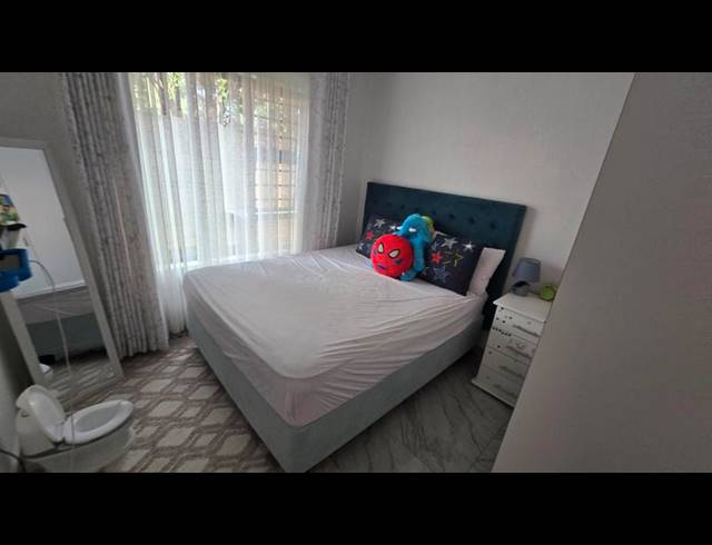 3 BEDROOM TOWNHOUSE FOR SALE IN RAVENSWOOD